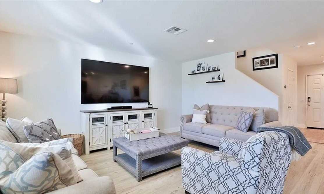 6958 Amber Sky Way - Photo 2 of 11