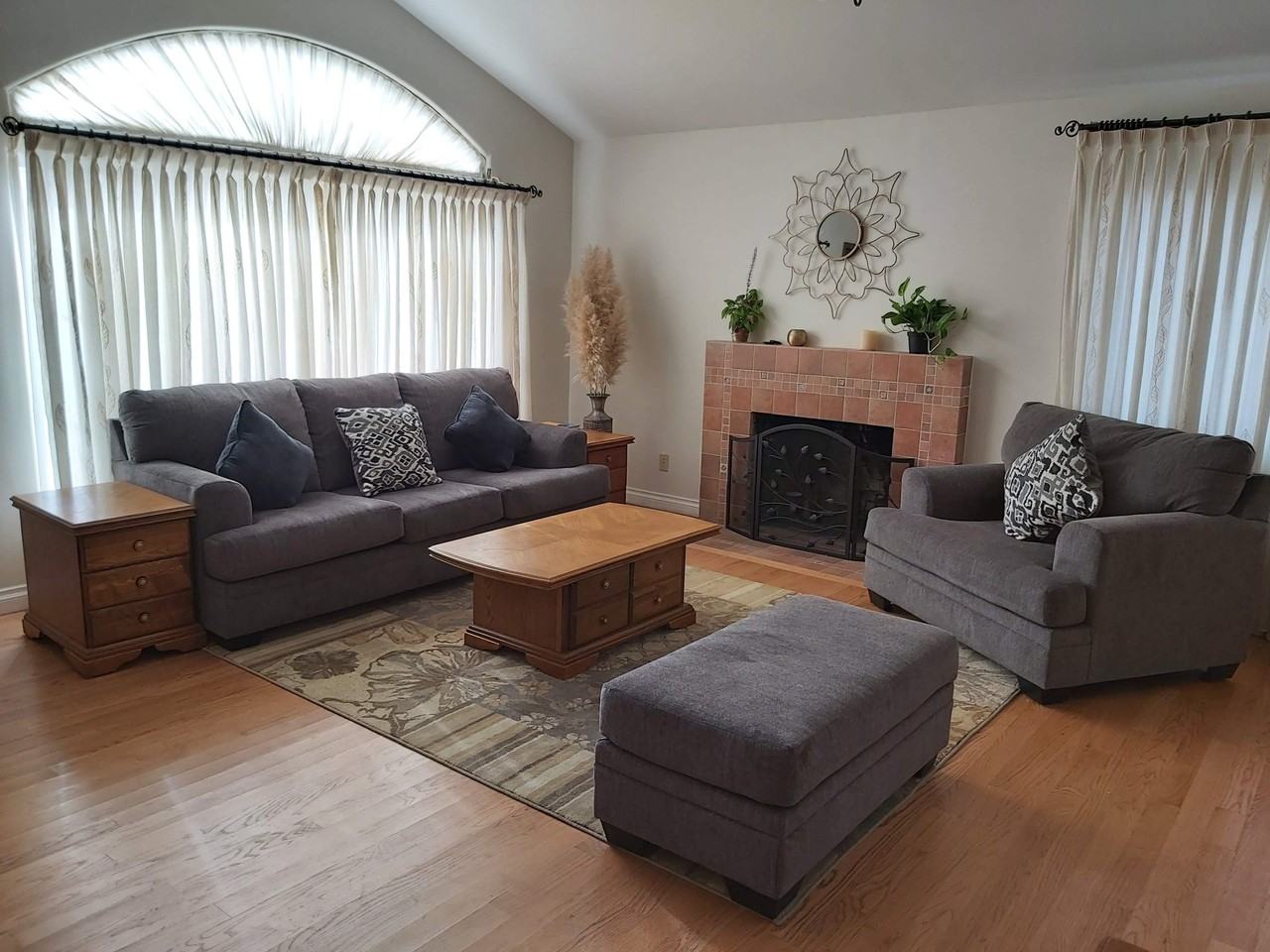 413 Camden Rd - Photo 2 of 12