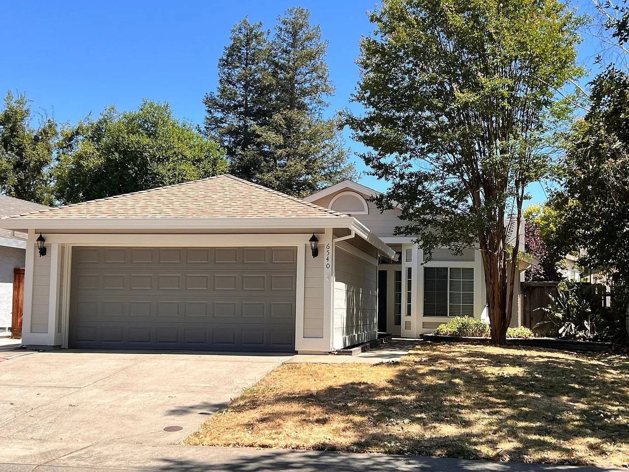 6540 Shasta Creek Way - Photo 2 of 14