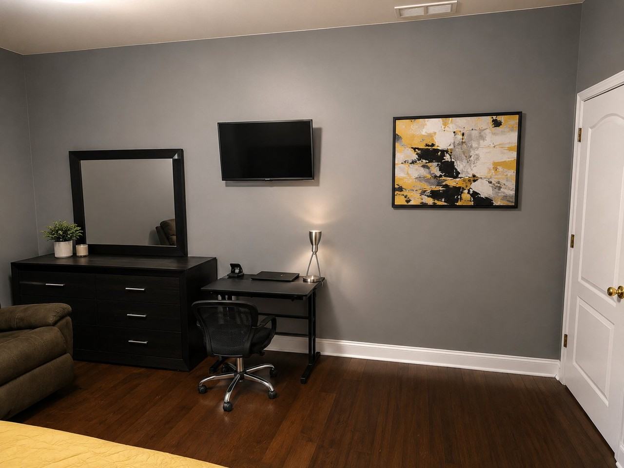 350 Cog Hill Dr - Photo 4 of 6