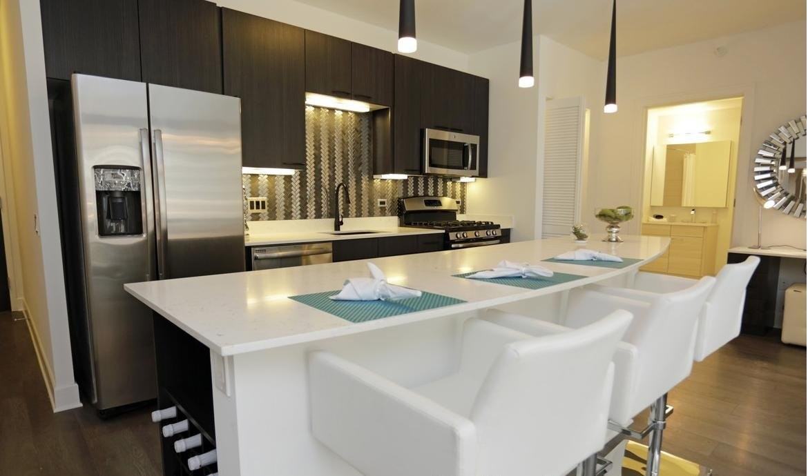 59 E Lake St #1510 - Photo 4 of 20