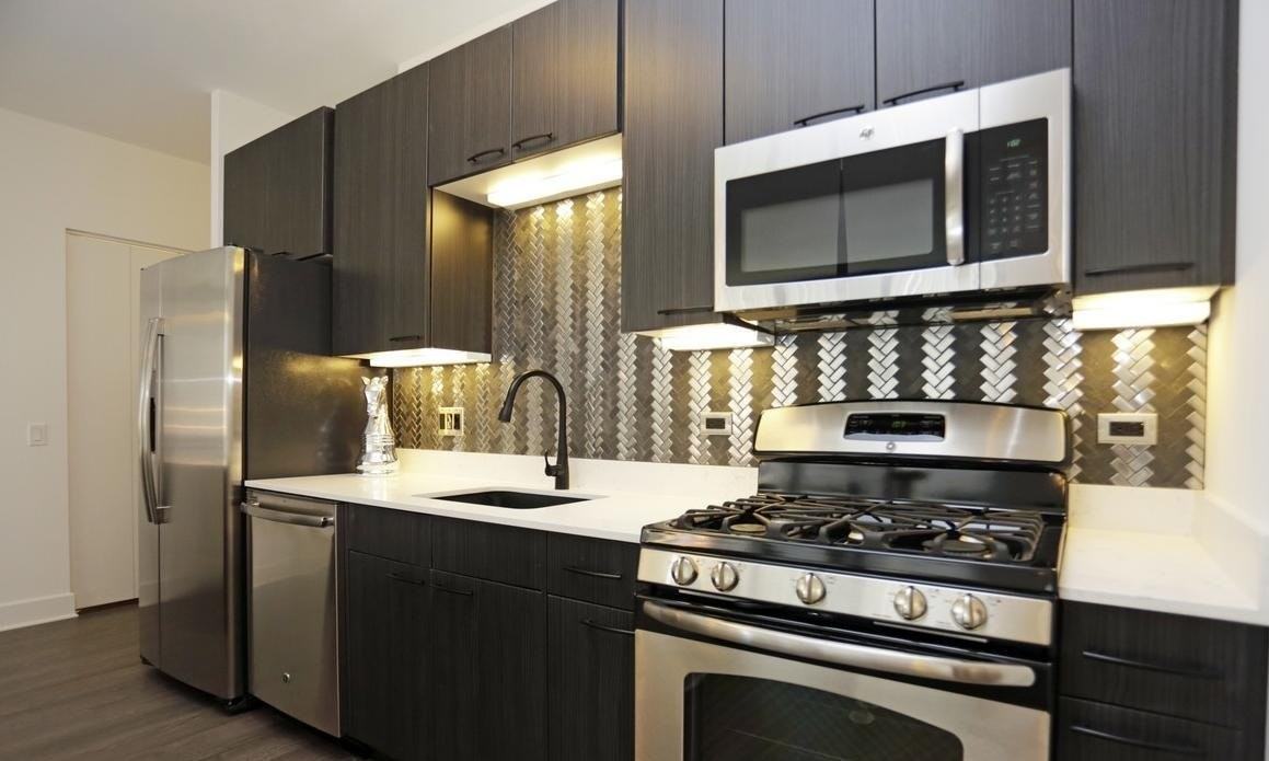 59 E Lake St #1510 - Photo 6 of 20