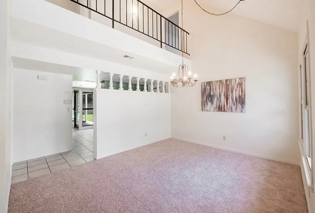 364 E Monterey Rd - Photo 6 of 17