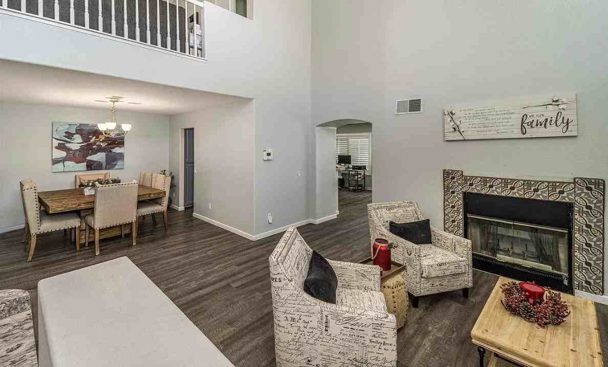 2500 La Costa Ave - Photo 2 of 12