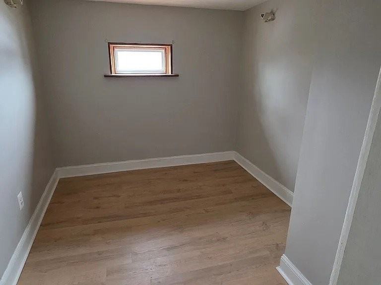272 Chestnut St - Photo 3 of 5