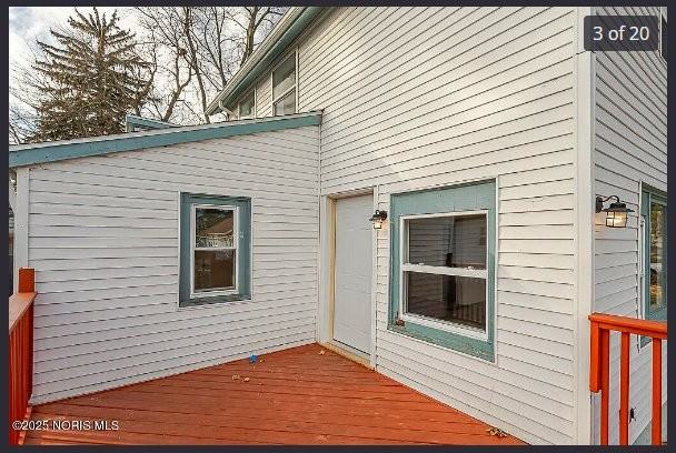 3233 Saint Bernard Dr - Photo 2 of 20