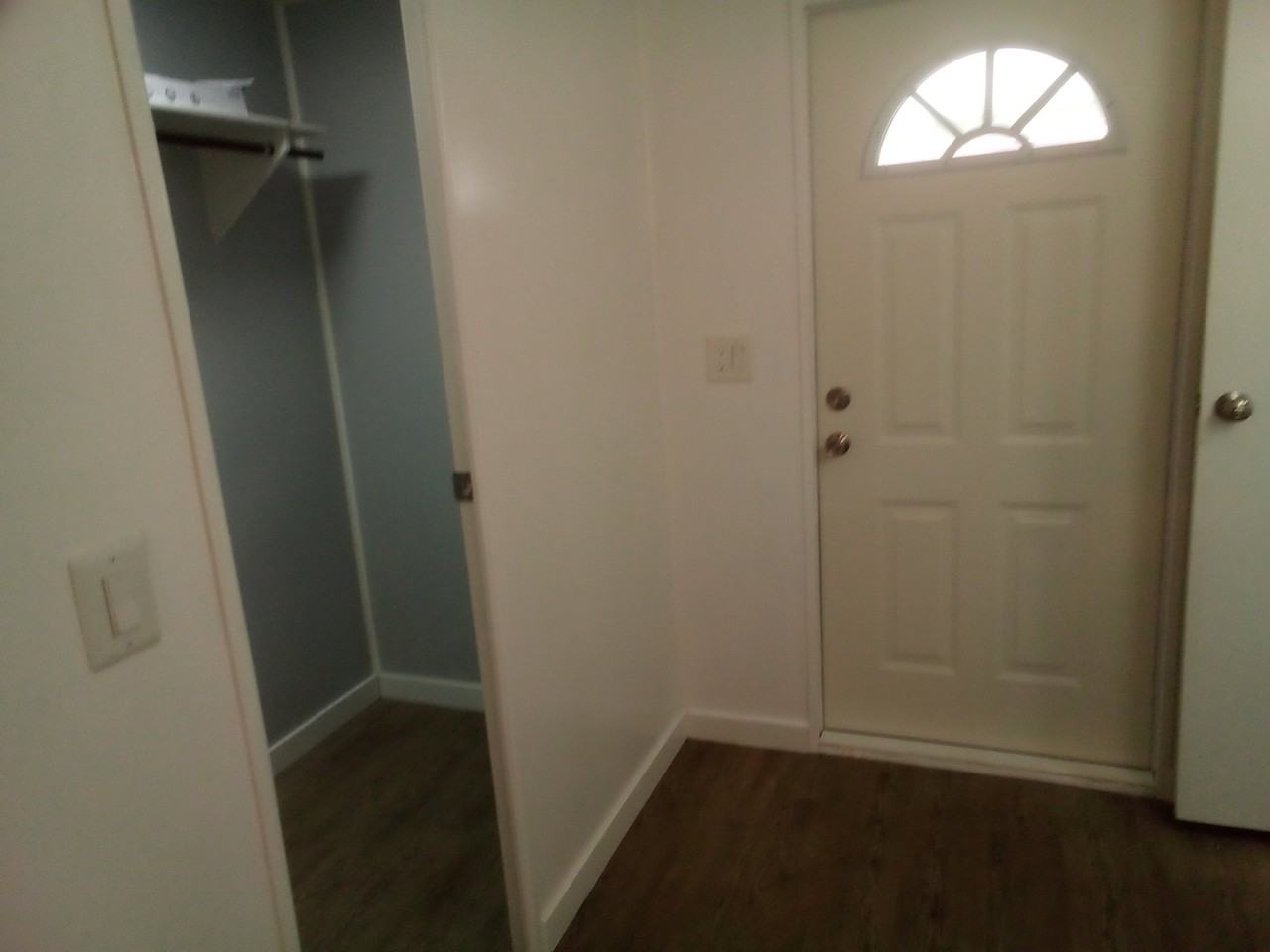 12028 Fairway Ave - Photo 5 of 18