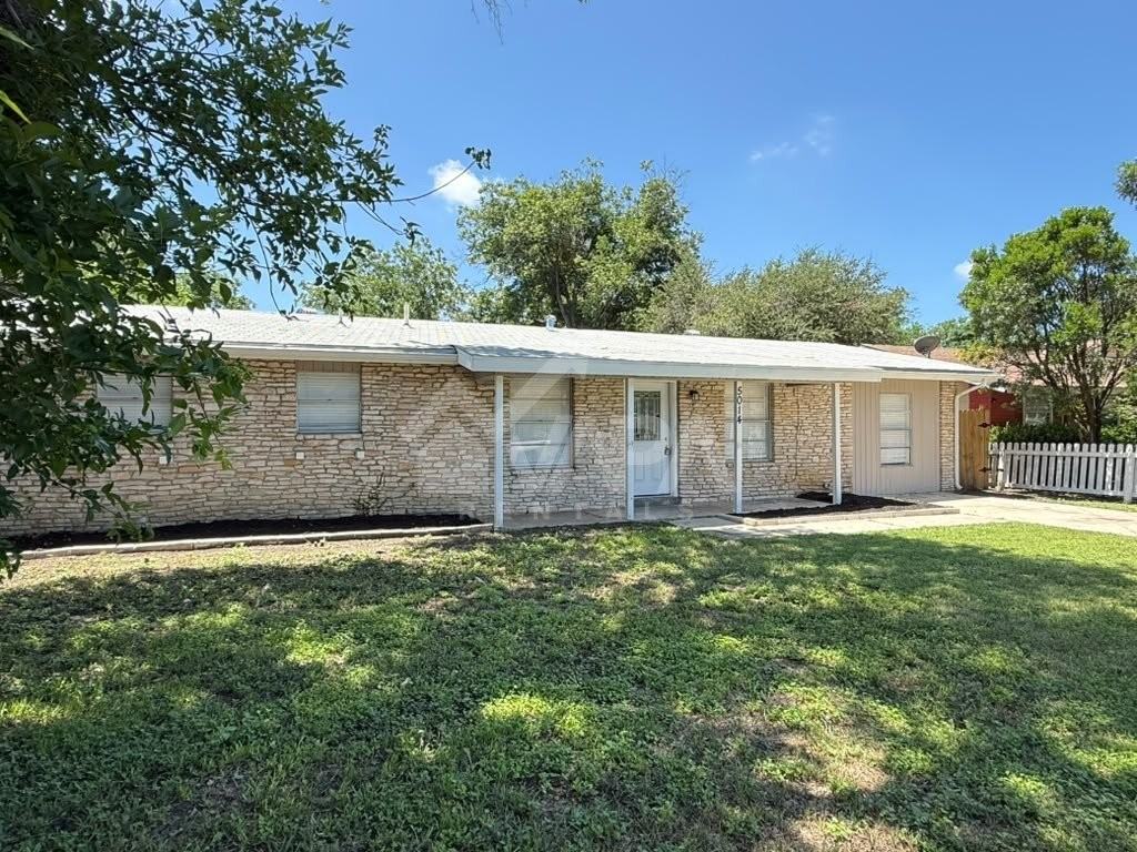 5014 Galahad Dr - Photo 3 of 19