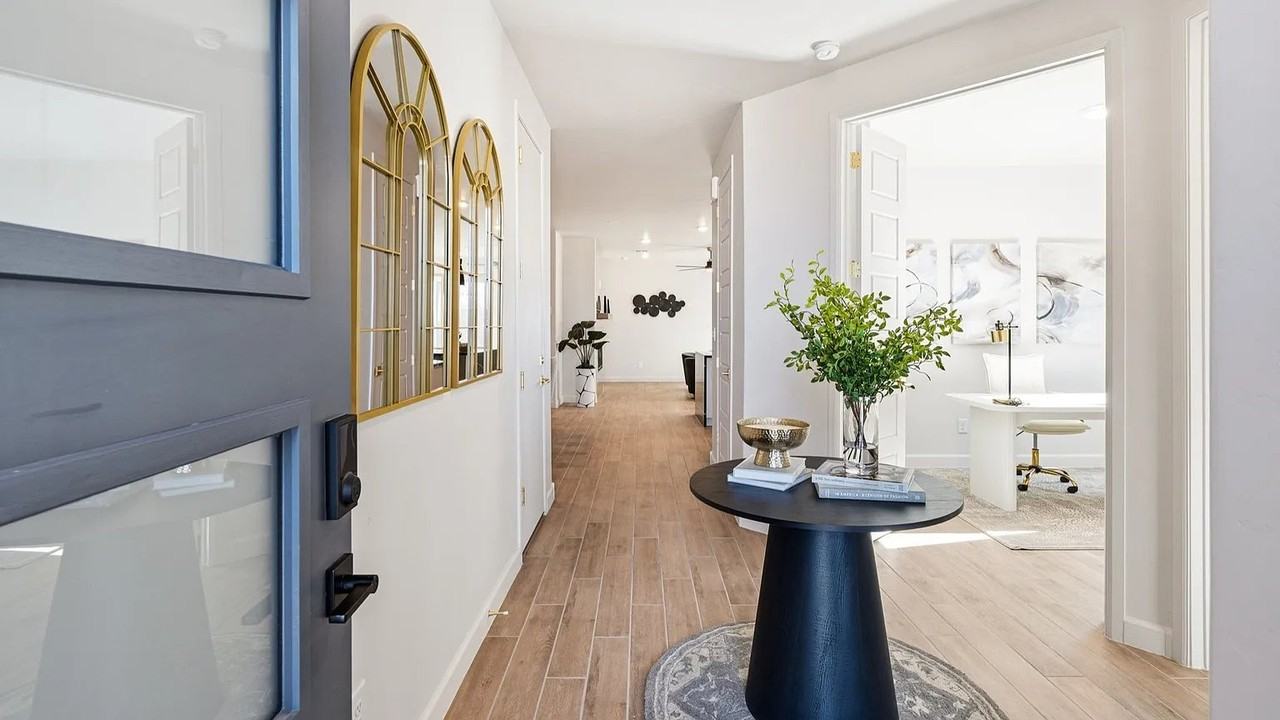 3411 Cielo Bonito - Photo 2 of 20