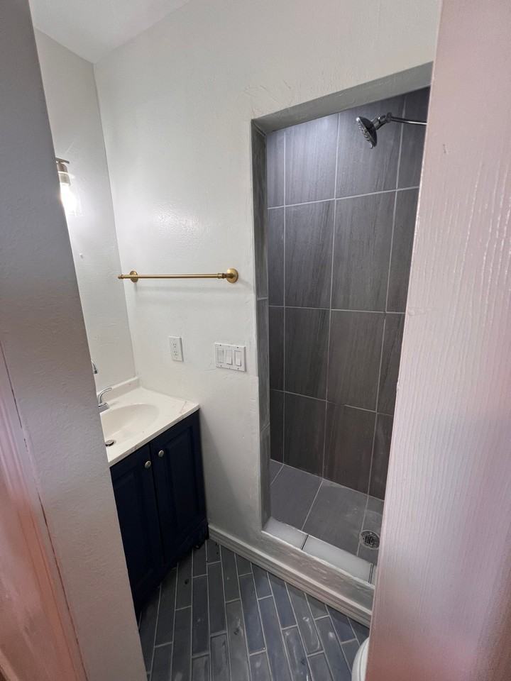 3150 Avis Way - Photo 4 of 6