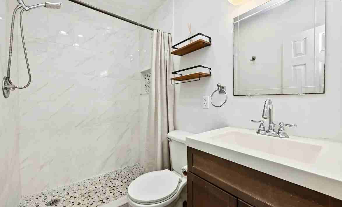 1554 Capitol Ave - Photo 7 of 13