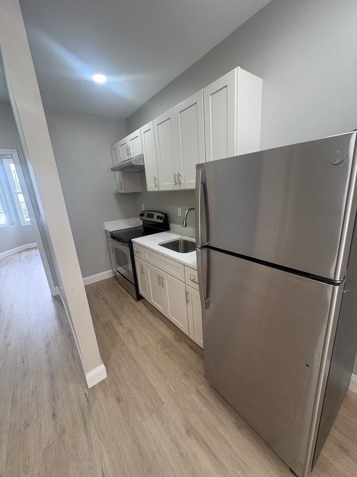 2105 Maryland Ave - Photo 6 of 20
