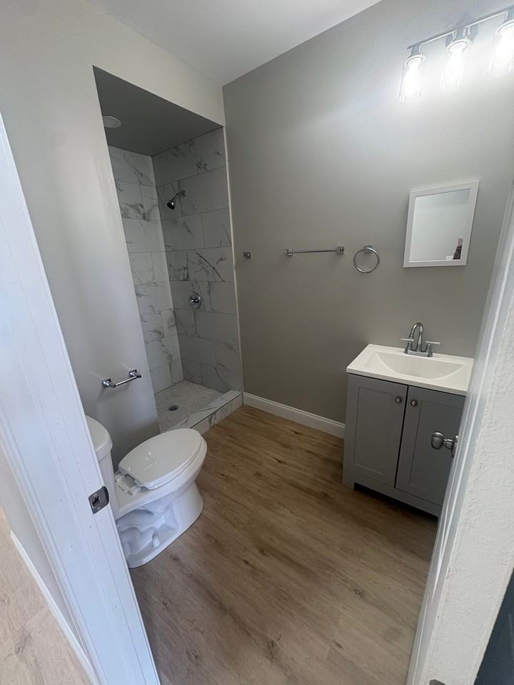 2105 Maryland Ave - Photo 7 of 20