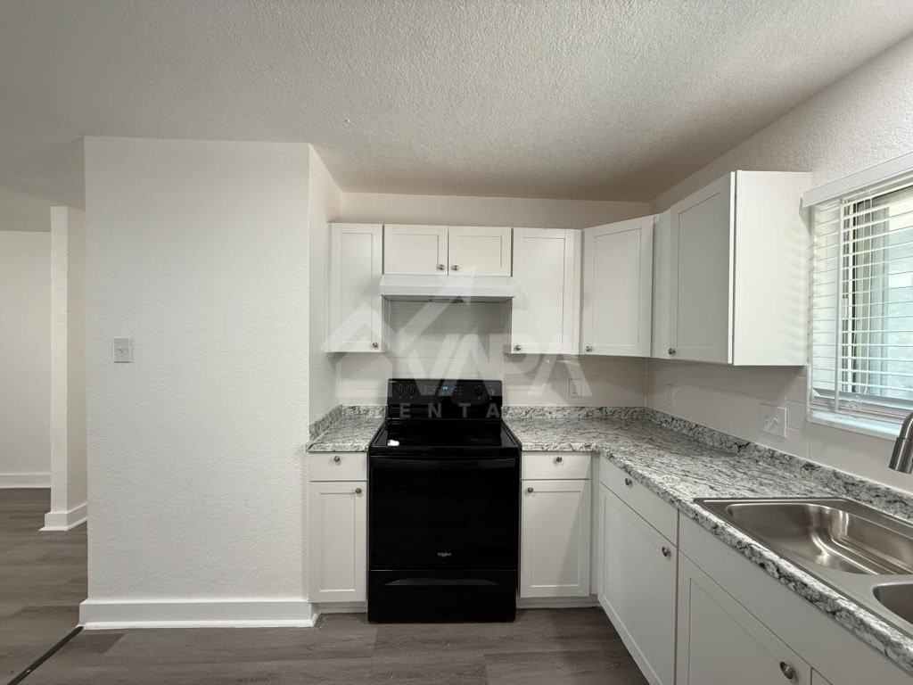 106 Covina Ave - Photo 7 of 19