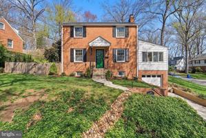 featured image of 130 Eastmoor Dr