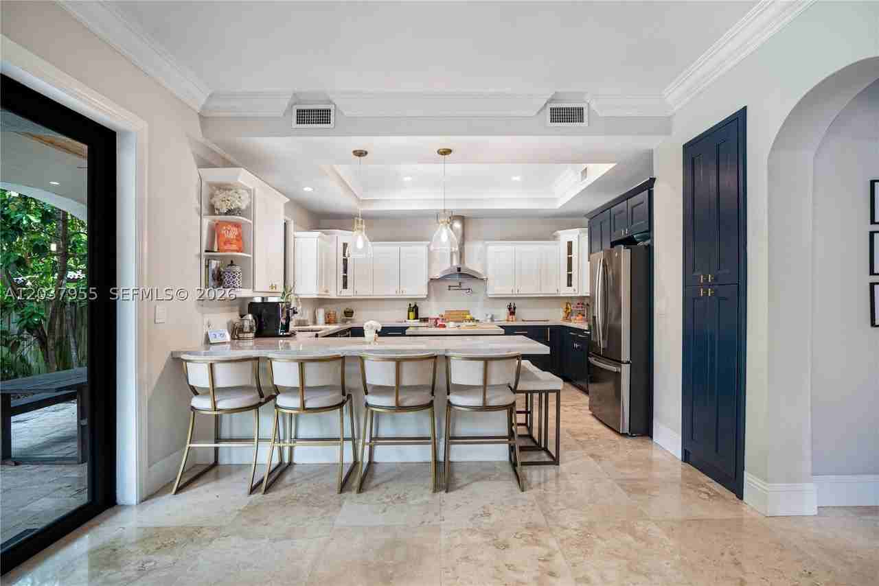 8919 Ne 10th Ave - Photo 6 of 21