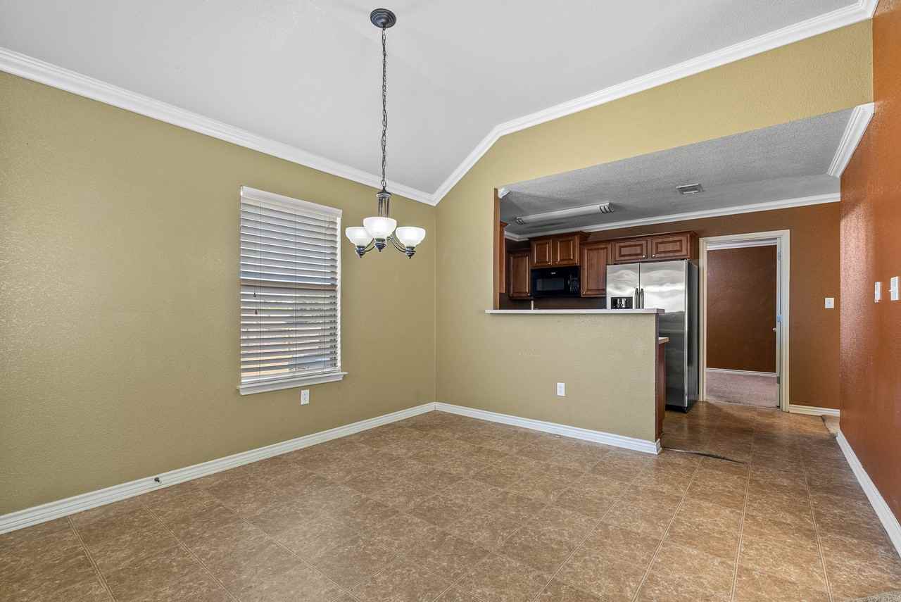 2504 Saulsbury Dr #1 - Photo 3 of 18