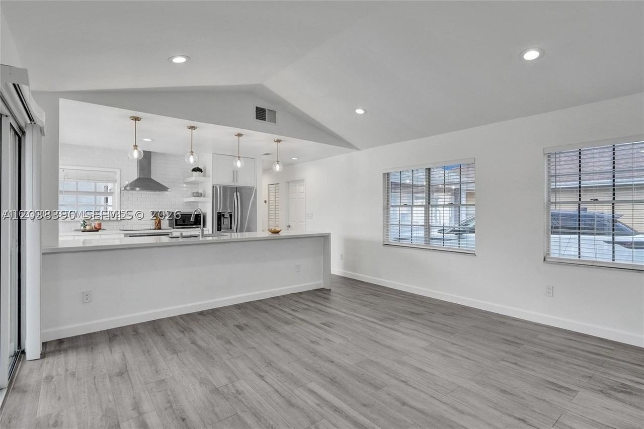 14049 Sw 103rd Ter #1 - Photo 3 of 13