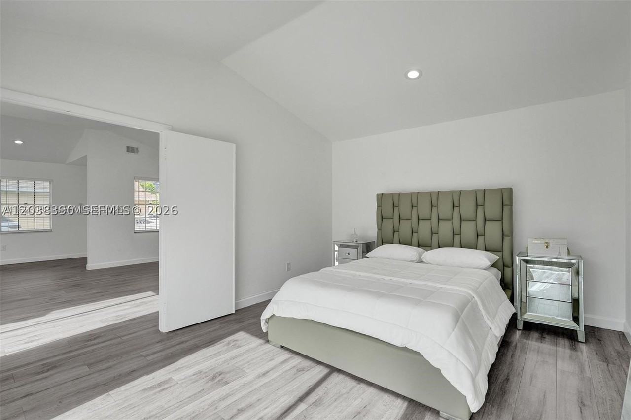 14049 Sw 103rd Ter #1 - Photo 5 of 13