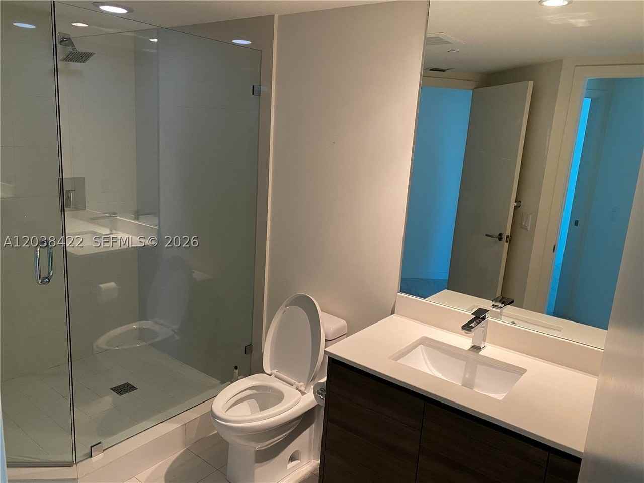 1100 S Miami Ave #2710 - Photo 6 of 15