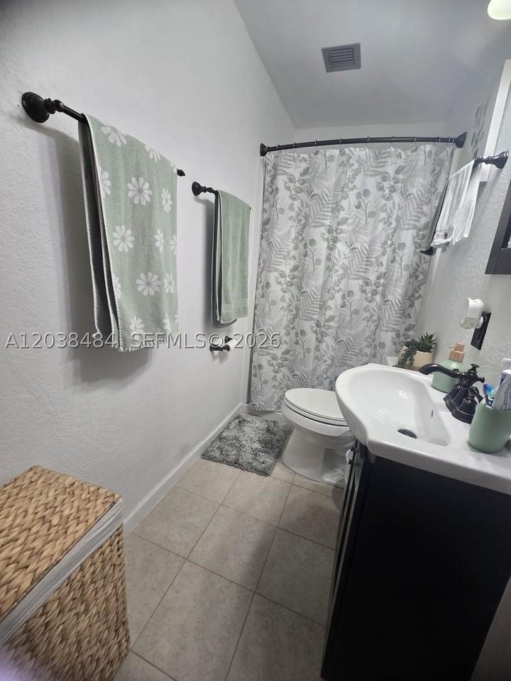 13220 Sw 66th St #A - Photo 5 of 6