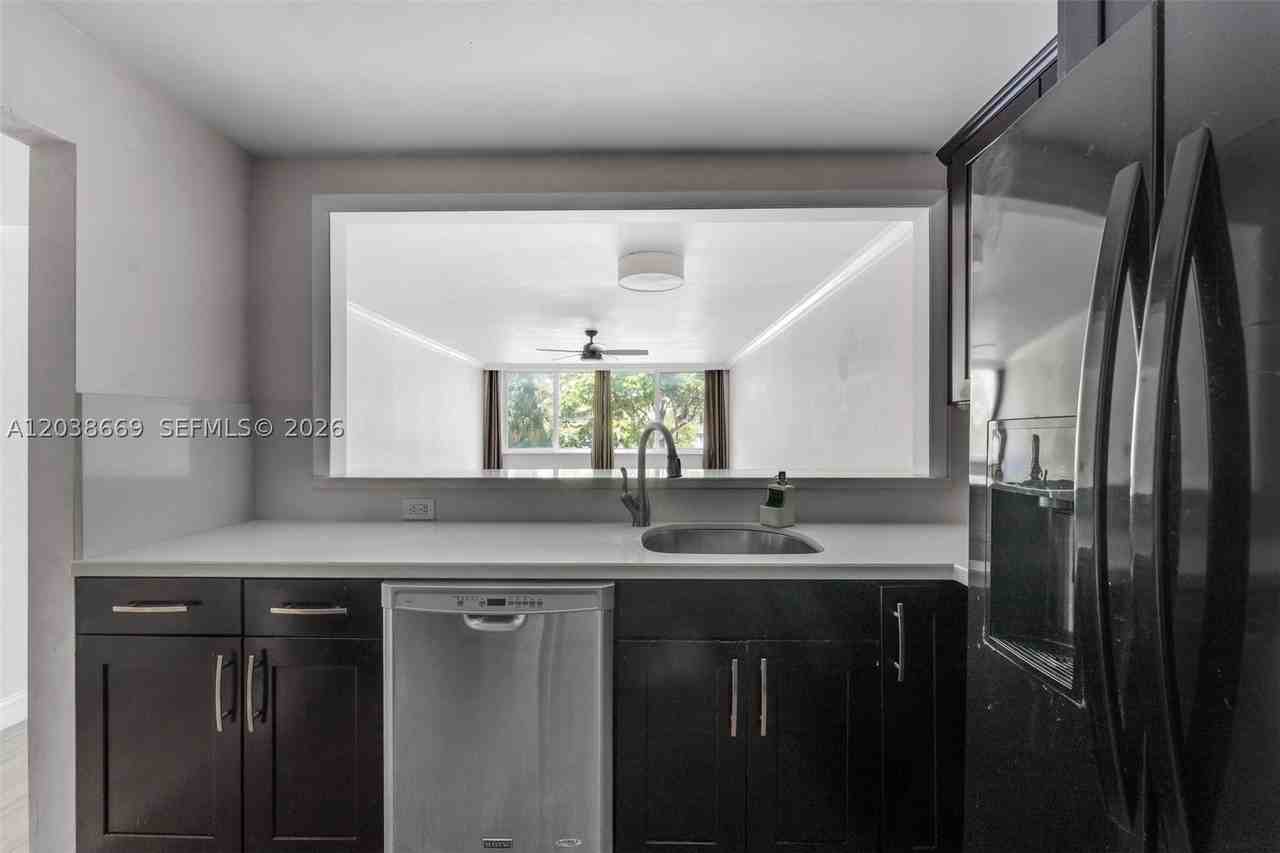 9001 Sw 77th Ave #C202 - Photo 5 of 27
