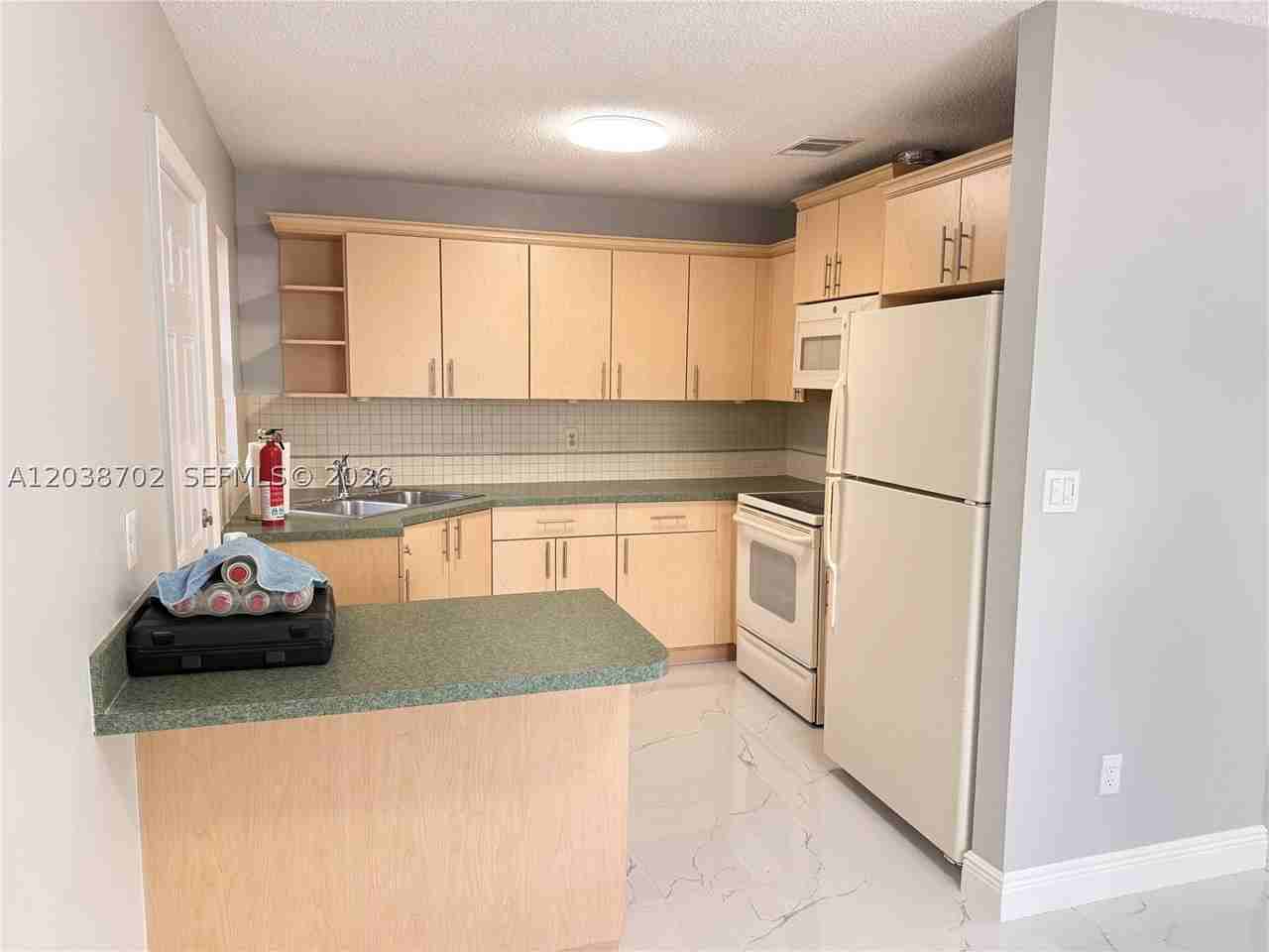 252 Nw 50th Ave #252 - Photo 5 of 17