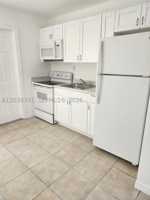 featured image of 726 21st St #3