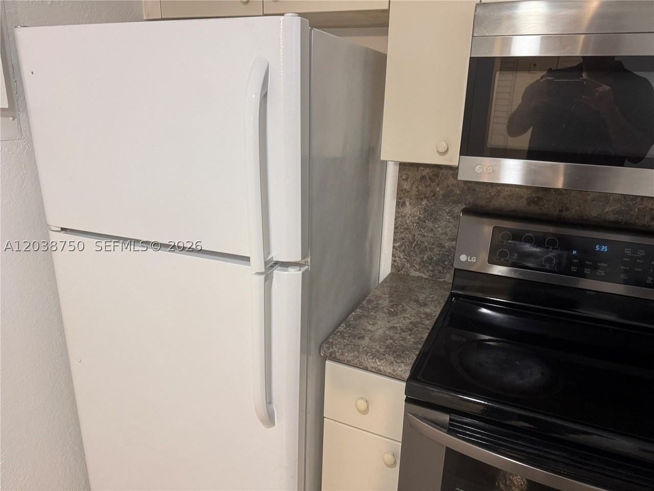 4235 N University Dr #202 - Photo 4 of 50