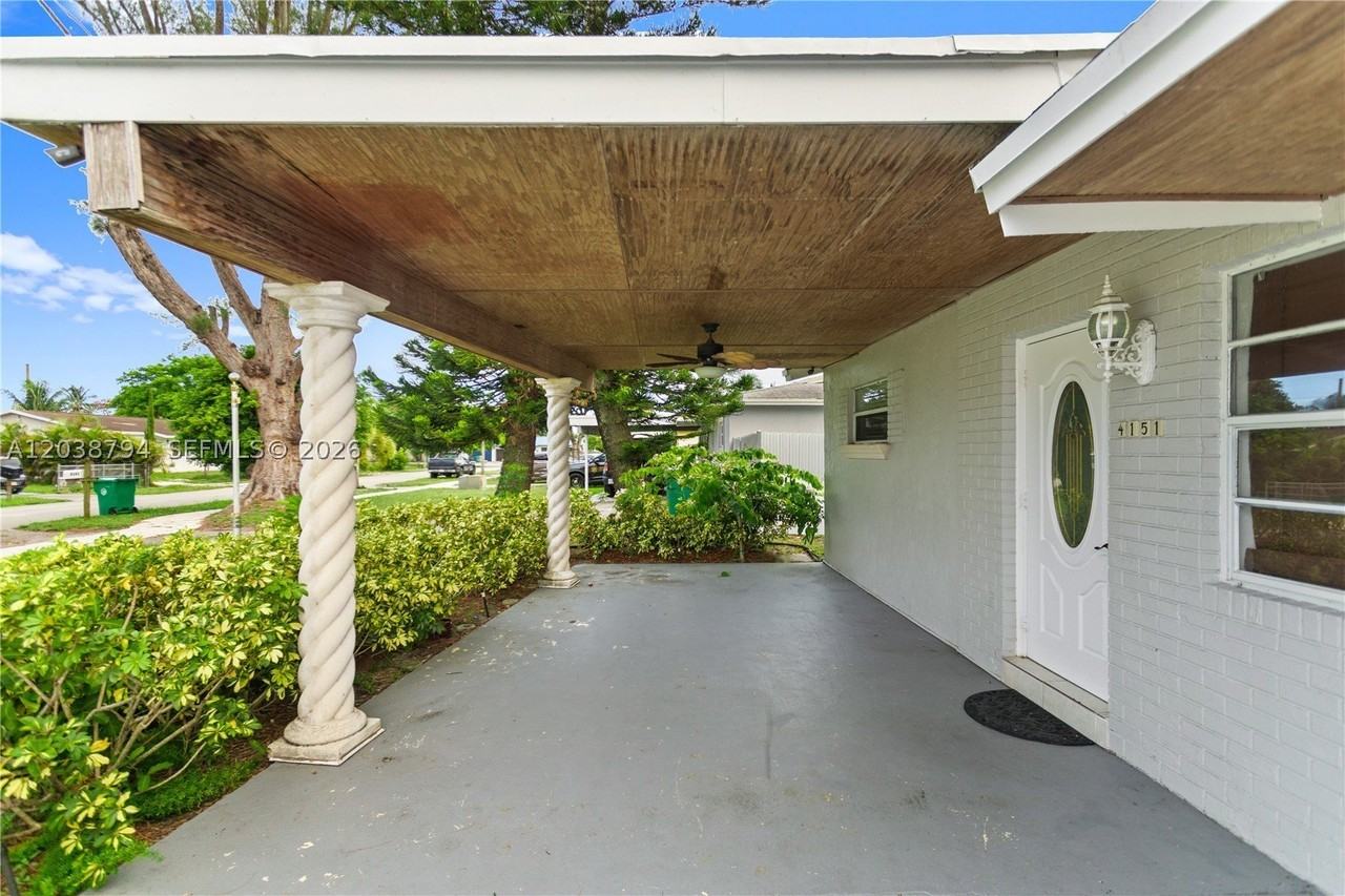 4151 Sw 56th Ave - Photo 6 of 50