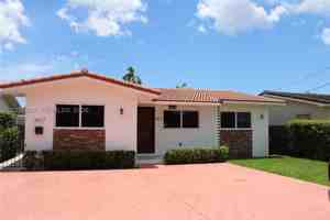 featured image of 3825 Sw 88th Ct #B