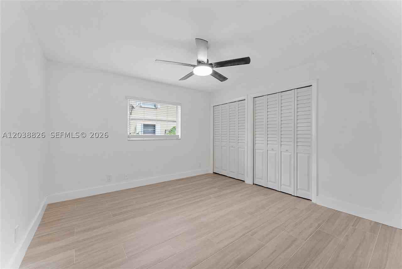 10261 Nw 35th St #10 - Photo 7 of 17