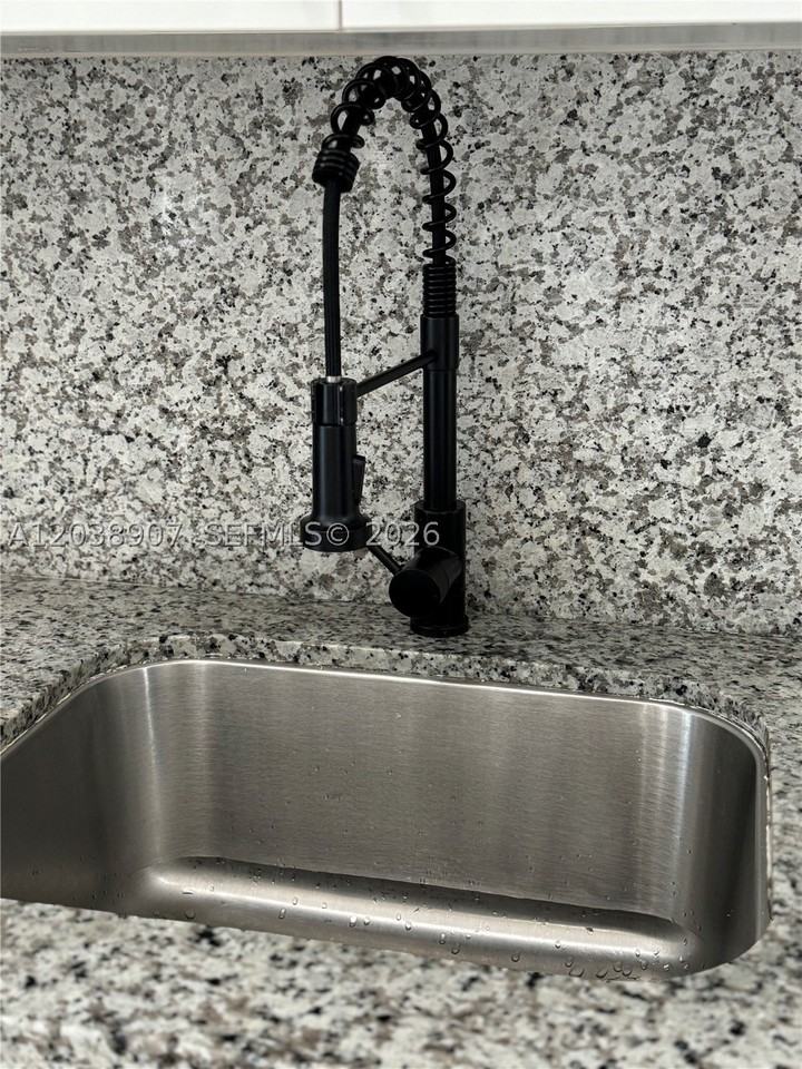 8275 Sw 205th Ter - Photo 6 of 20