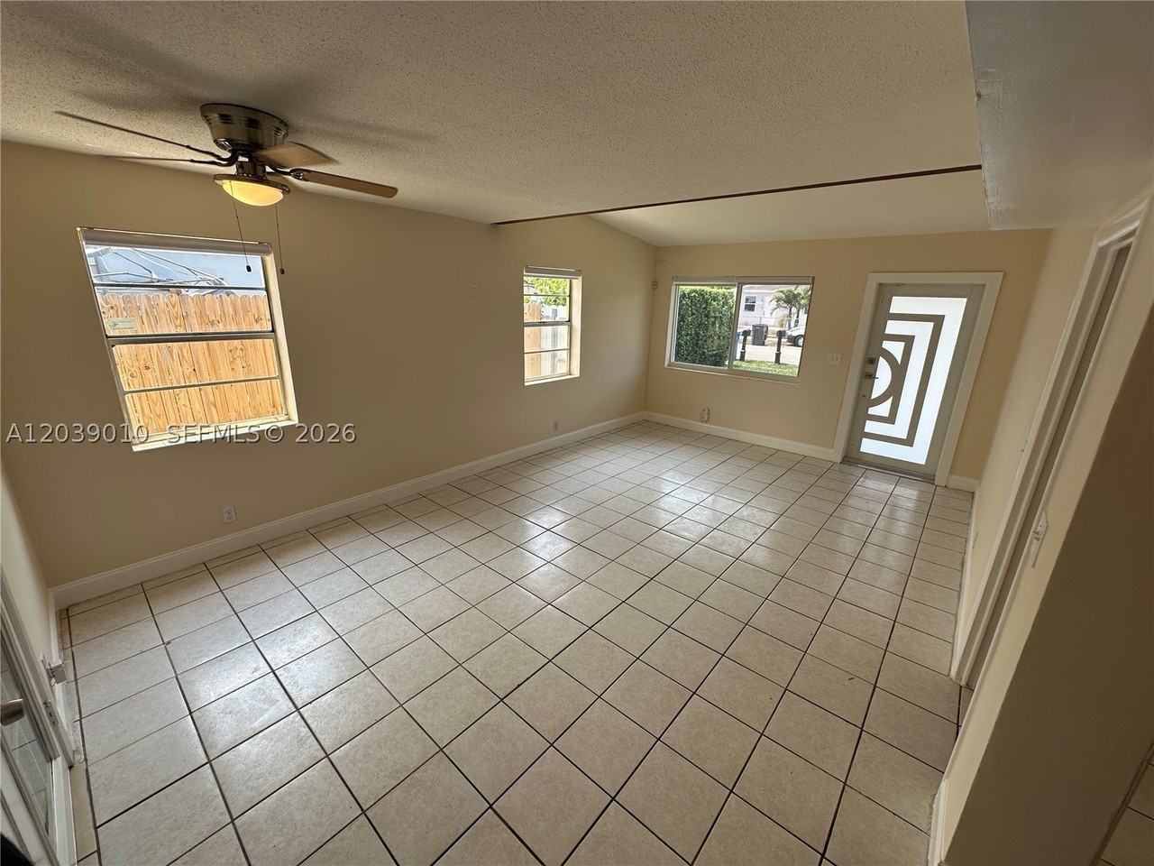 4410 Sw 39th St #4410 - Photo 6 of 21