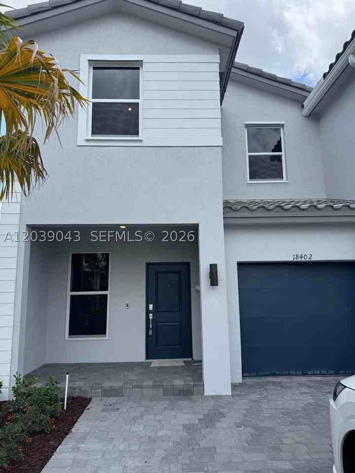 18402 Sw 2nd St - Photo 2 of 14