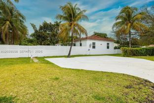 1029 Ne 113th St #SOUTH - Photo 1 of 1