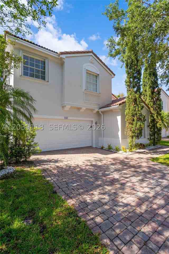 7482 Nw 21st Ct - Photo 2 of 39