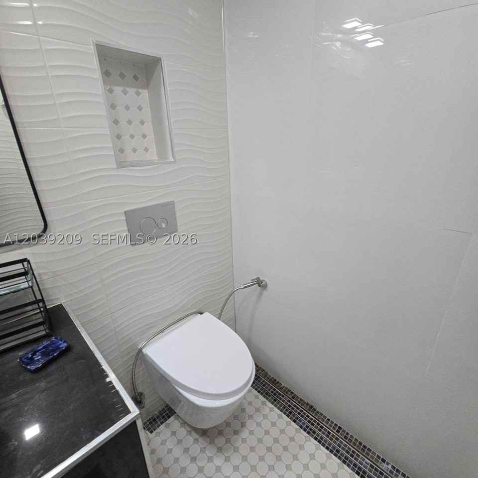 5600 Sw 112th Ave - Photo 5 of 27