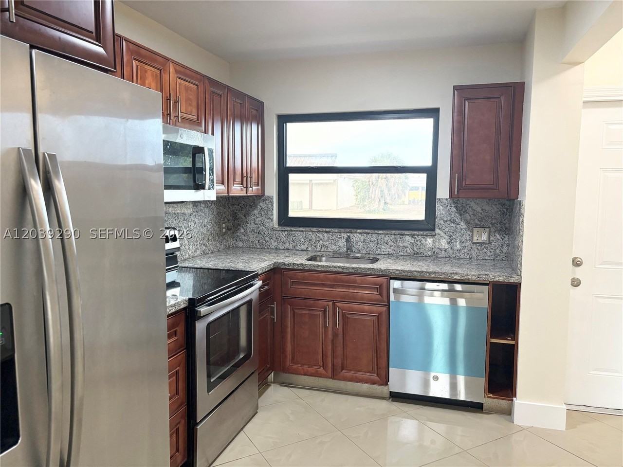 1606 Nw 90th Way #1606 - Photo 7 of 50