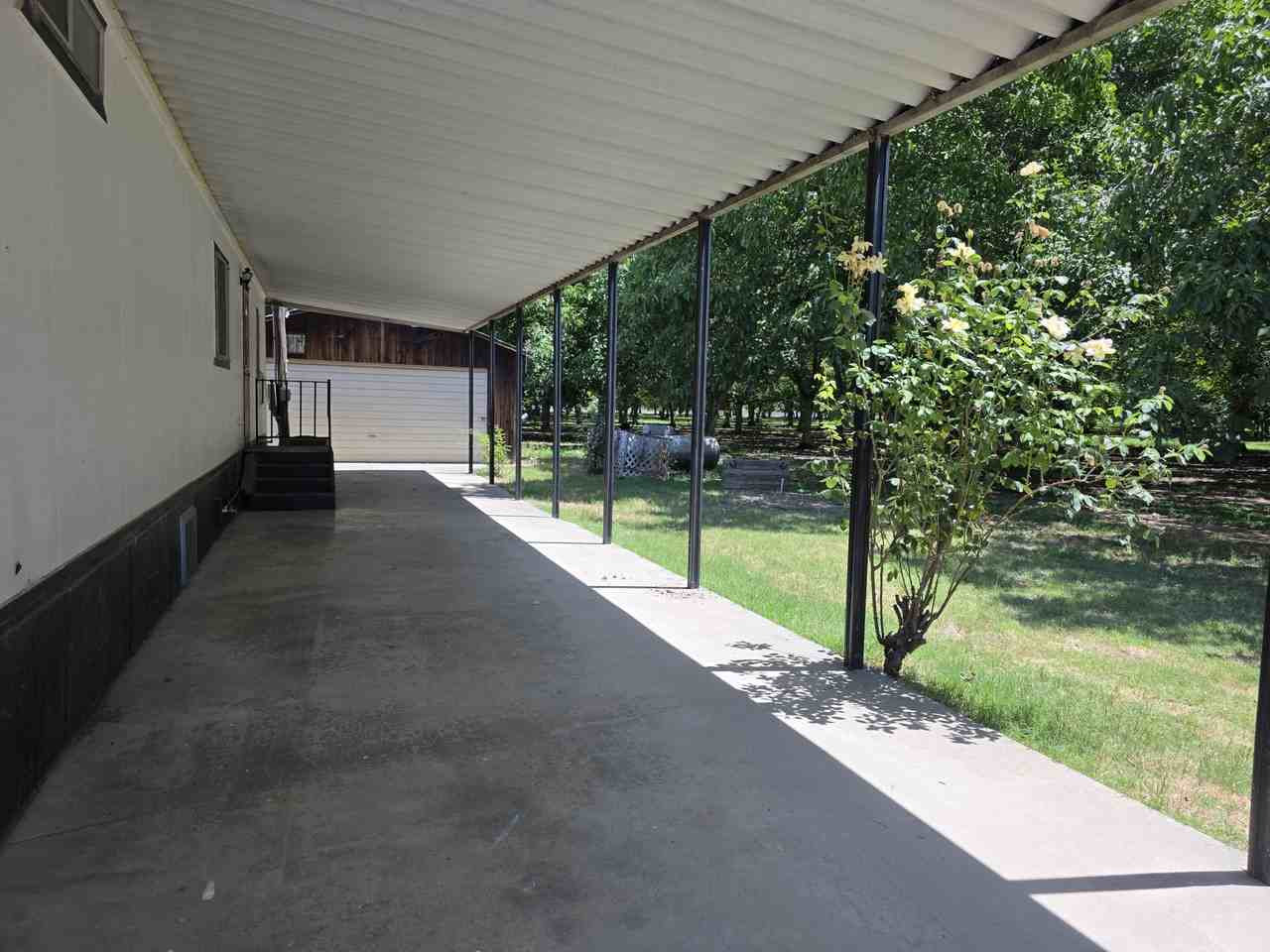 Sycamore Ave #1 - Photo 2 of 17