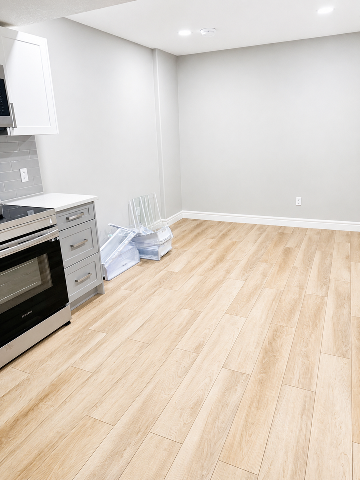 16213 31 Ave Sw #1 - Photo 4 of 9