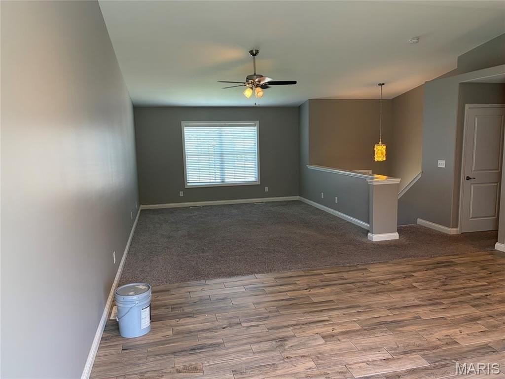 442 Honeysuckle Creek Dr - Photo 6 of 17