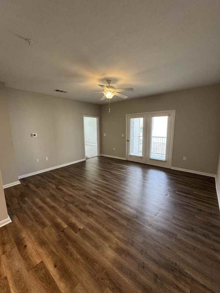 430 Houston Ridge Dr #2102 - Photo 6 of 8