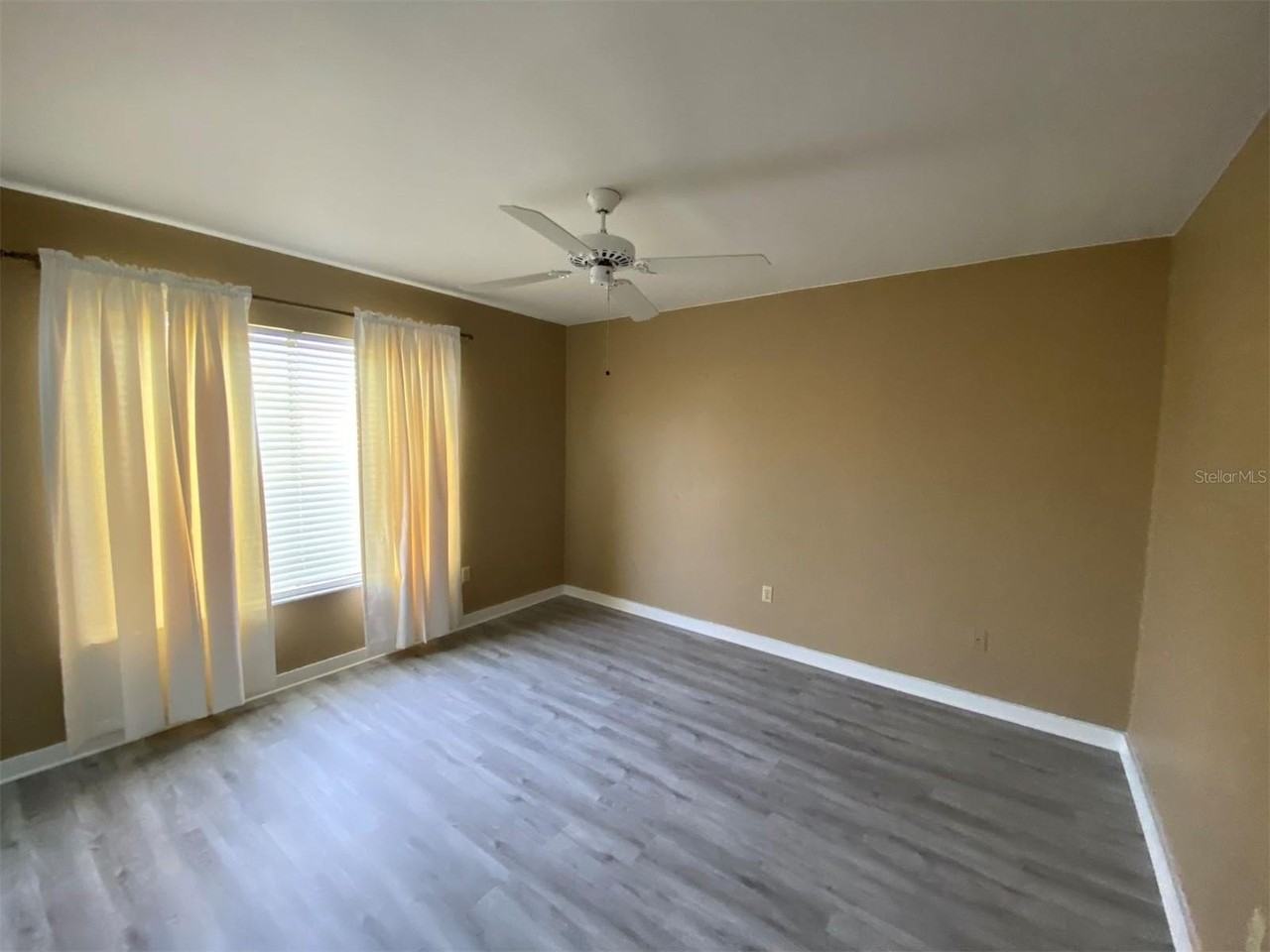 2436 Shenandoah St - Photo 7 of 13