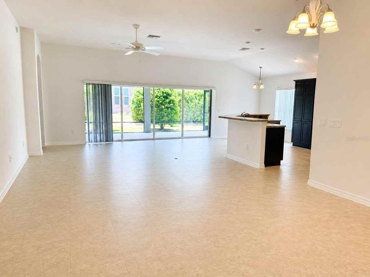 3942 Zenith Loop - Photo 7 of 25