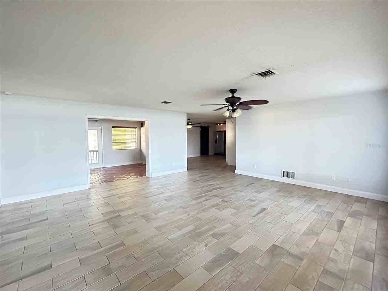 1241 N Lake Elbert Dr Ne - Photo 3 of 22