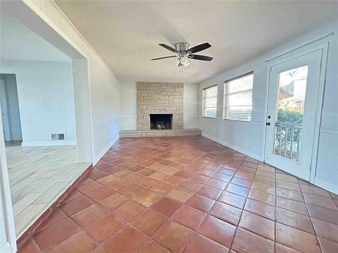 1241 N Lake Elbert Dr Ne - Photo 4 of 22