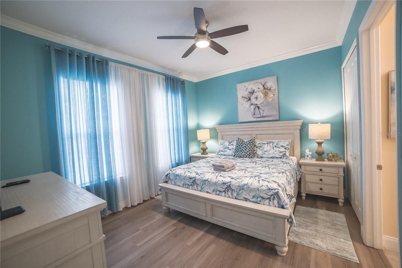 159 Captiva Dr - Photo 6 of 50