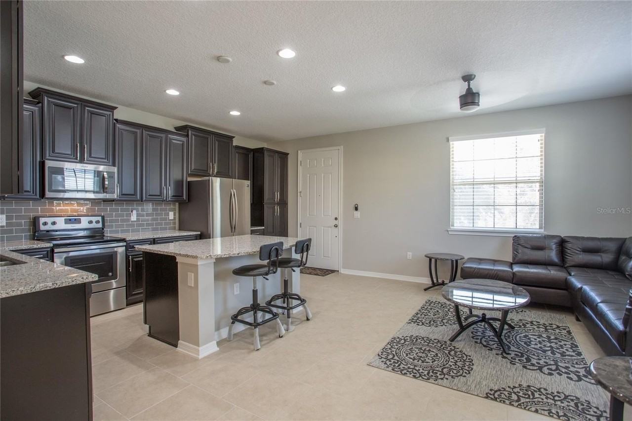 14386 Swanley St - Photo 5 of 26