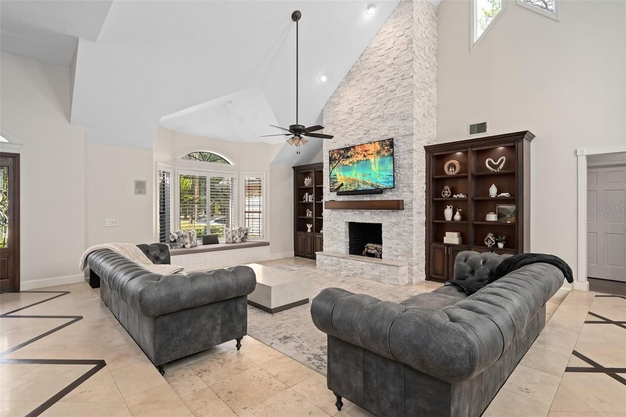 2214 Earleaf Ct - Photo 7 of 50